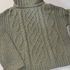 Love Tree Sage‎ Cable Knit Turtleneck Sweater